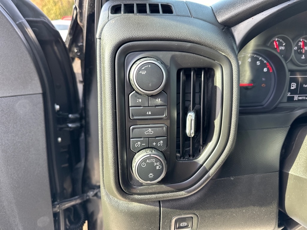 Chevrolet 2500 Chassis-Cabs  2021