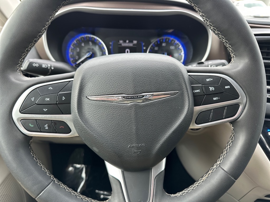 Chrysler Voyager LX FWD 2022