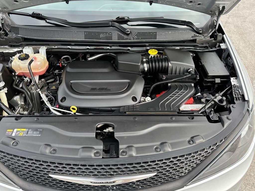 Chrysler Voyager LX FWD 2022