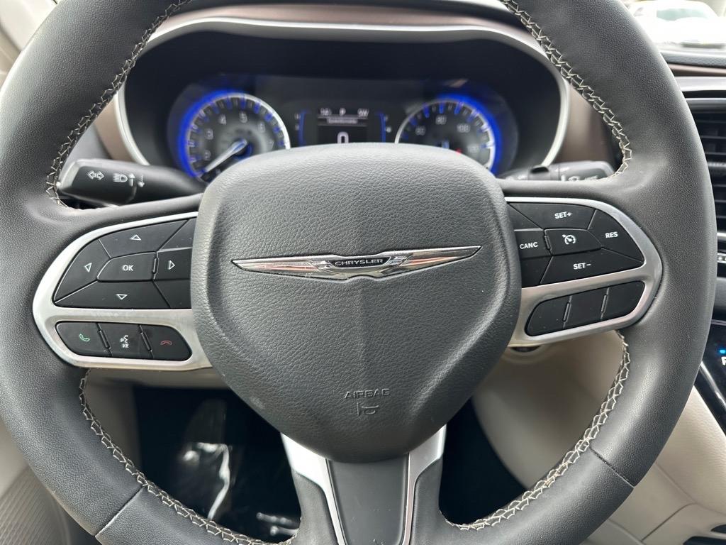 Chrysler Voyager LX FWD 2022