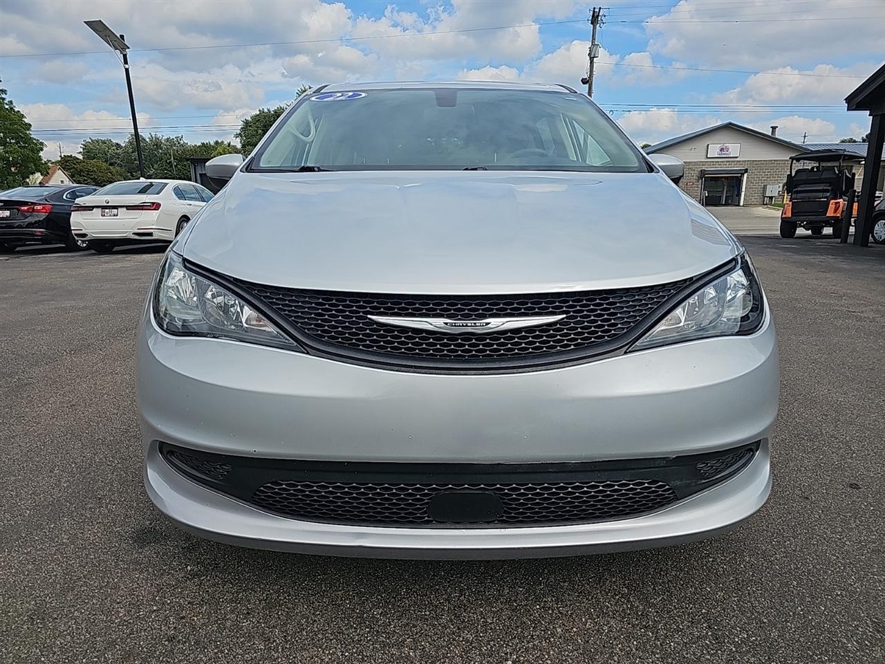 Chrysler Voyager LX FWD 2022