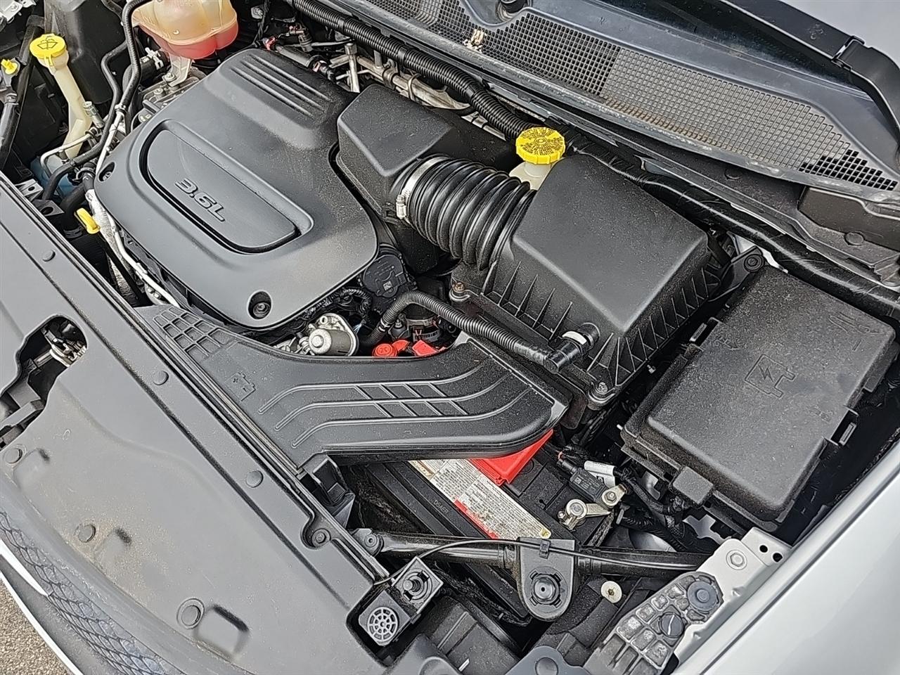 Chrysler Voyager LX FWD 2022