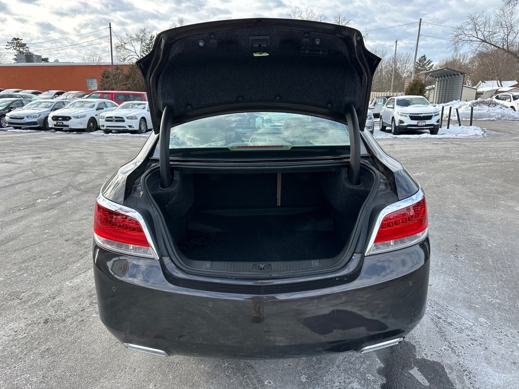 Buick LaCrosse 4dr Sdn Touring FWD 2013