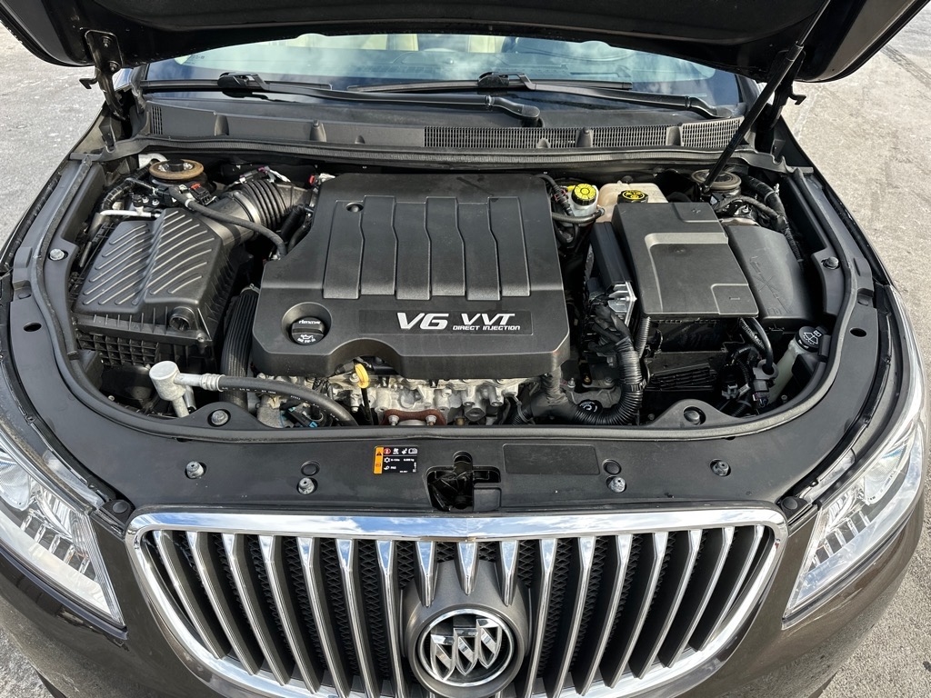 Buick LaCrosse 4dr Sdn Touring FWD 2013