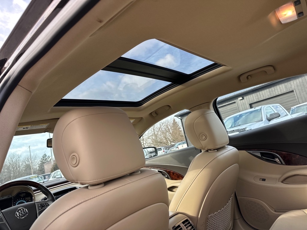 Buick LaCrosse 4dr Sdn Touring FWD 2013