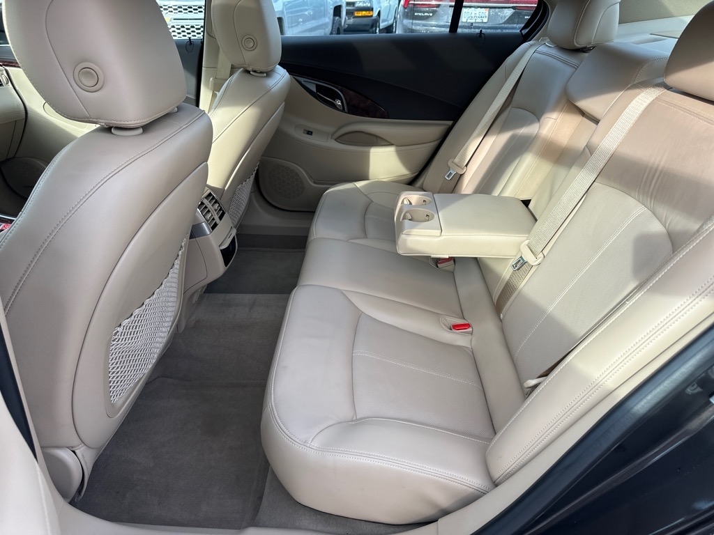 Buick LaCrosse 4dr Sdn Touring FWD 2013