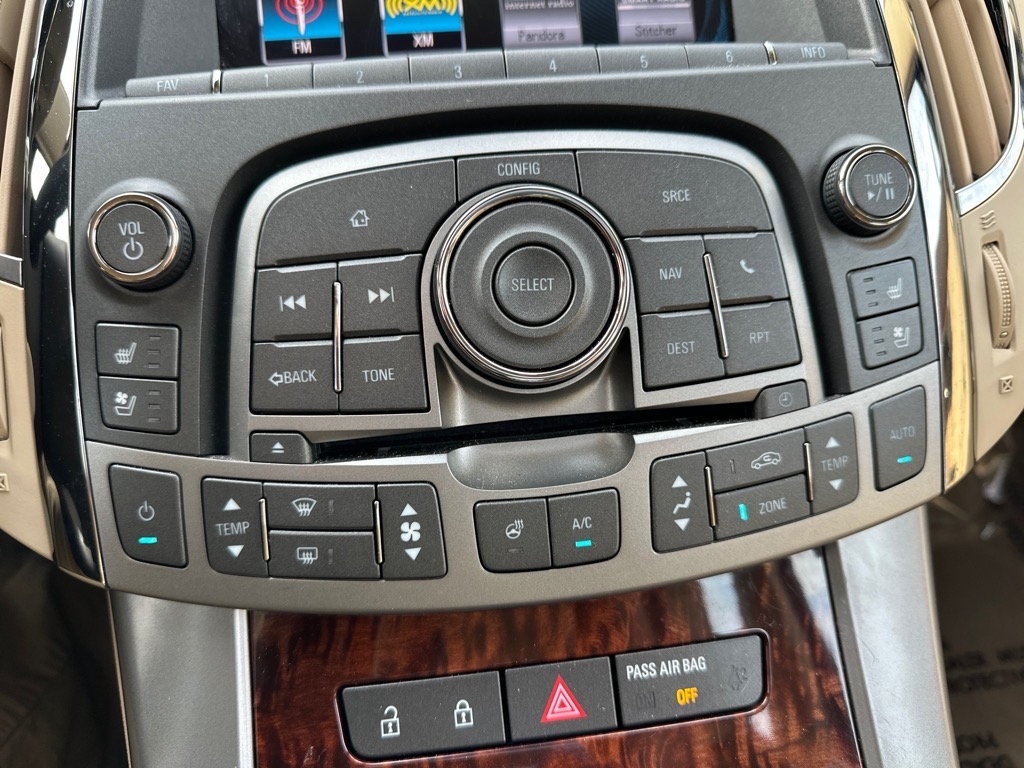 Buick LaCrosse 4dr Sdn Touring FWD 2013