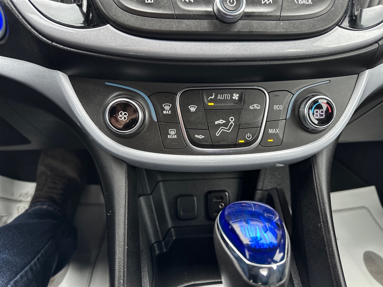 Chevrolet Volt 5dr HB LT 2016