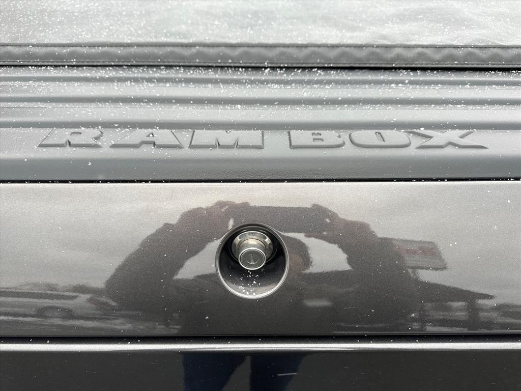 RAM 2500 Laramie 4x4 Crew Cab 6'4" Box 2018