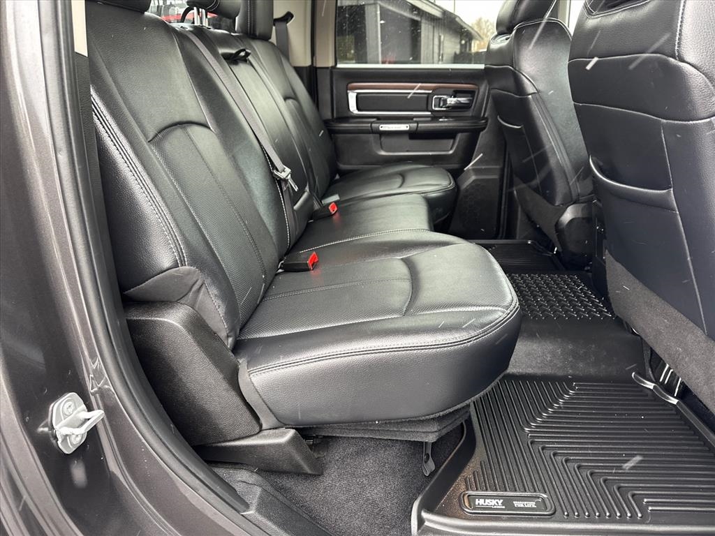 RAM 2500 Laramie 4x4 Crew Cab 6'4" Box 2018