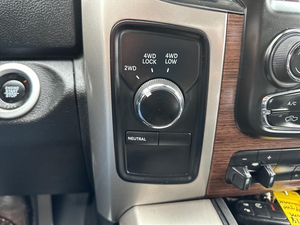 RAM 2500 Laramie 4x4 Crew Cab 6'4" Box 2018