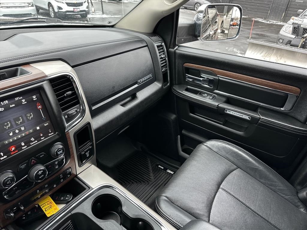 RAM 2500 Laramie 4x4 Crew Cab 6'4" Box 2018