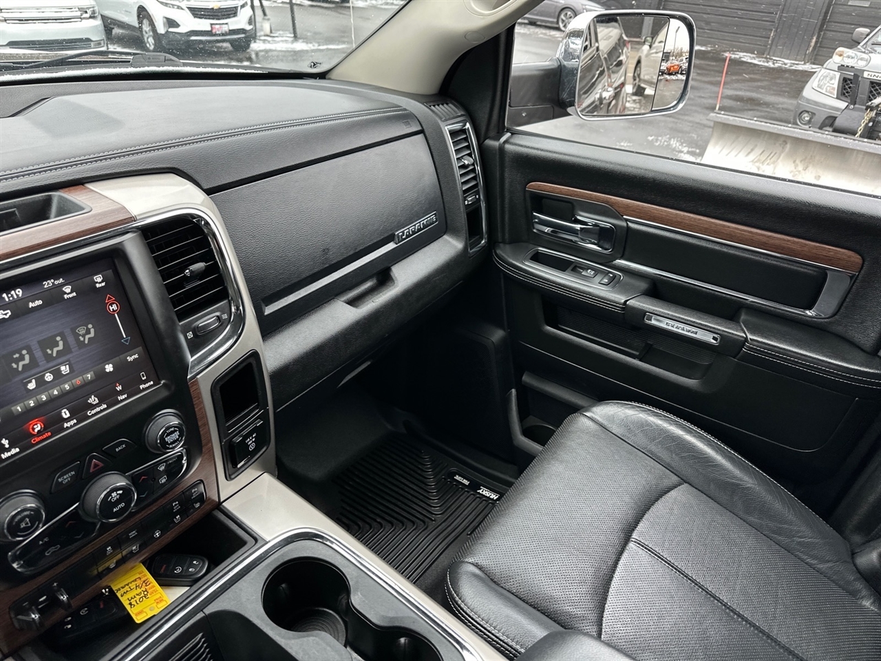 RAM 2500 Laramie 4x4 Crew Cab 6'4" Box 2018