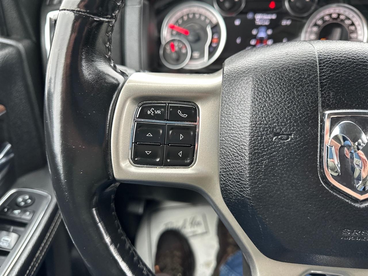 RAM 2500 Laramie 4x4 Crew Cab 6'4" Box 2018