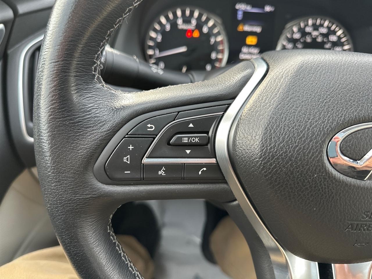 Infiniti Q50 3.0t LUXE AWD 2019