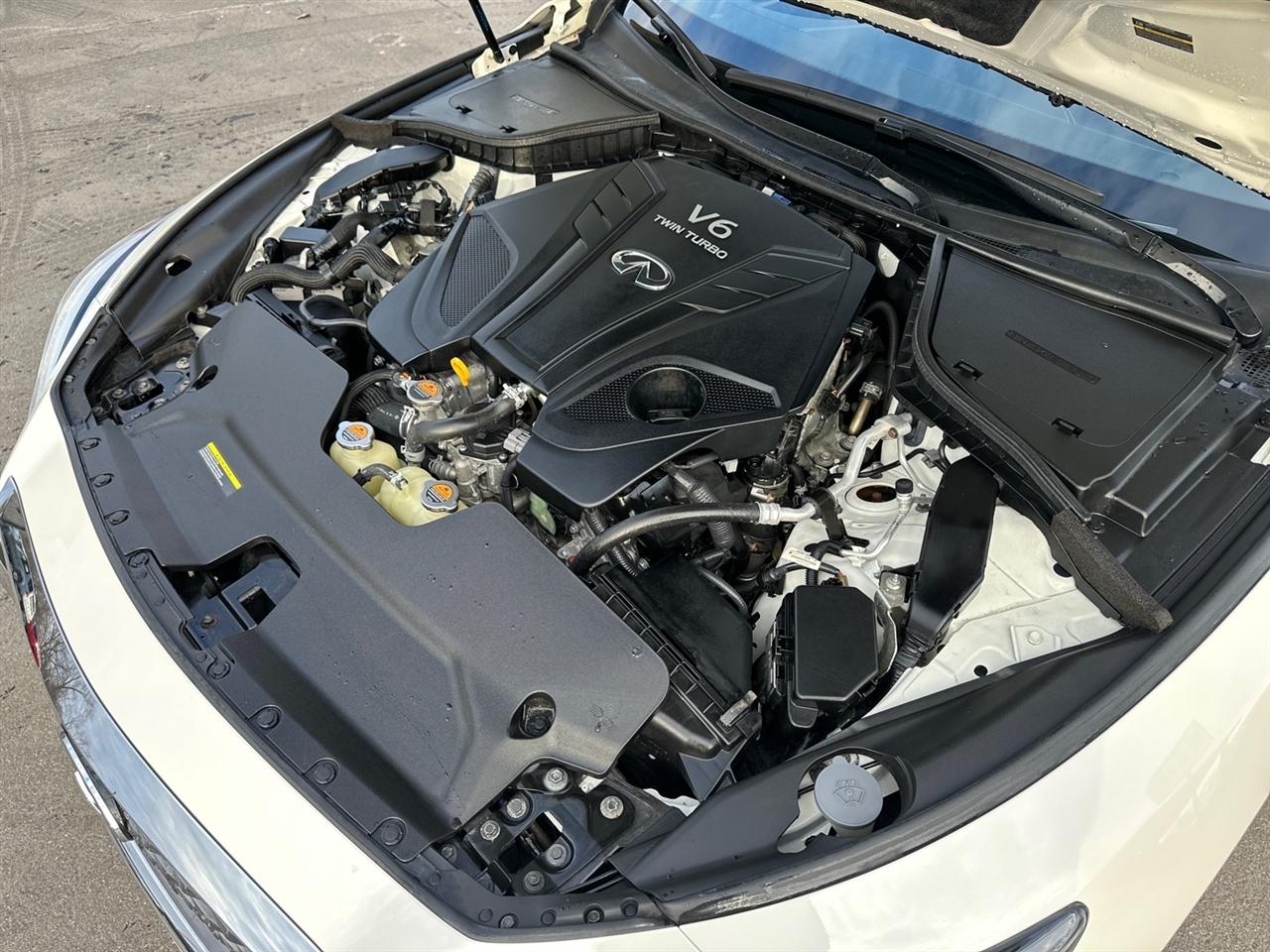 Infiniti Q50 3.0t LUXE AWD 2019