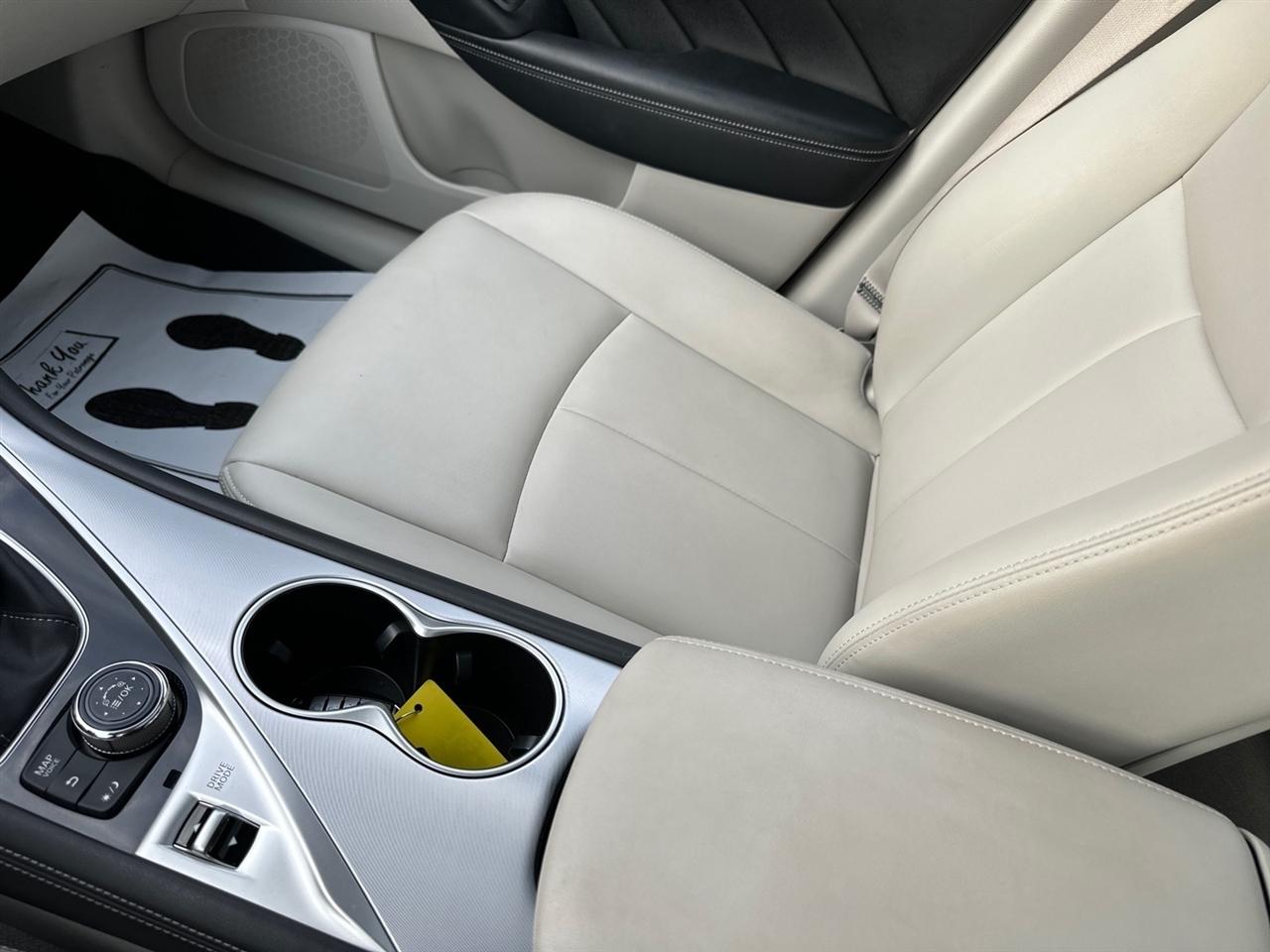 Infiniti Q50 3.0t LUXE AWD 2019