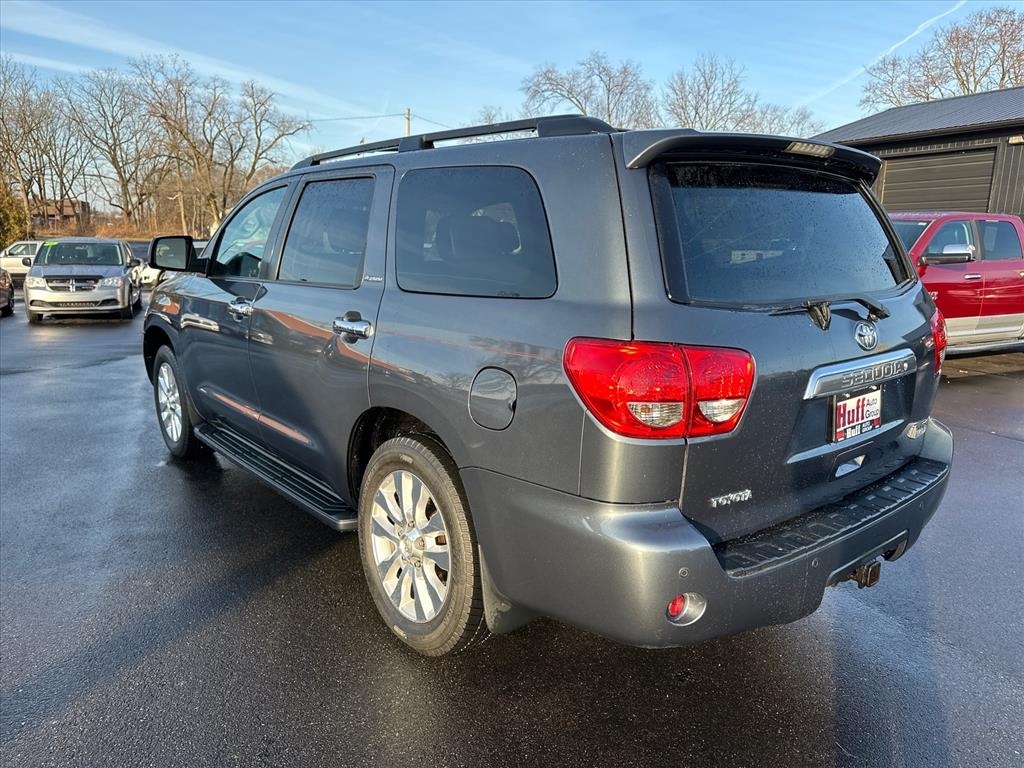 Toyota Sequoia 4WD 4dr LV8 6-Spd AT Platinum (Natl) 2008