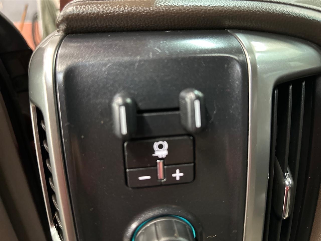 Chevrolet Silverado 1500 4WD Double Cab 143.5" LTZ w/2LZ 2017