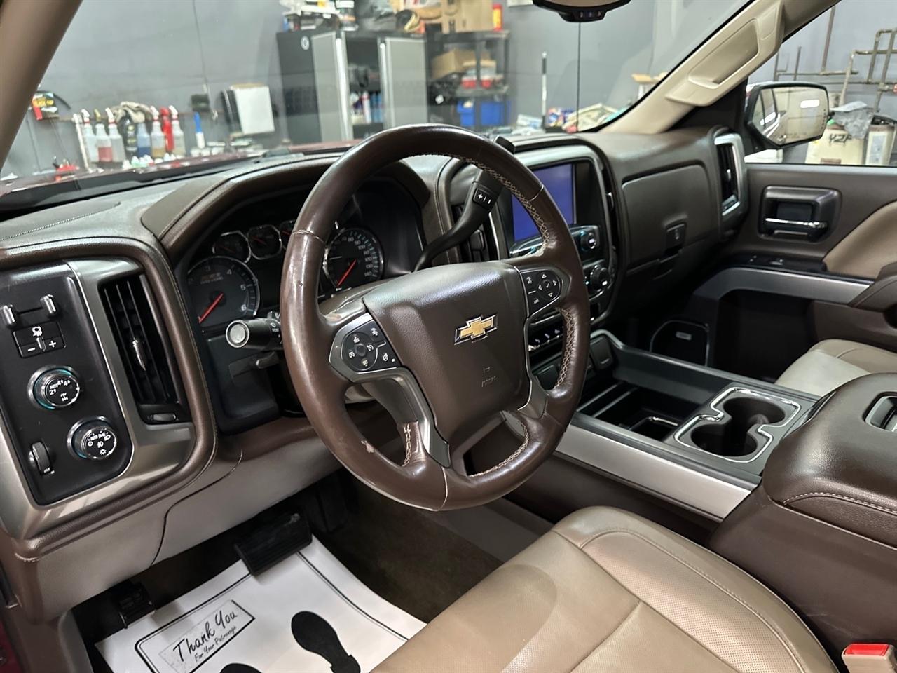 Chevrolet Silverado 1500 4WD Double Cab 143.5" LTZ w/2LZ 2017