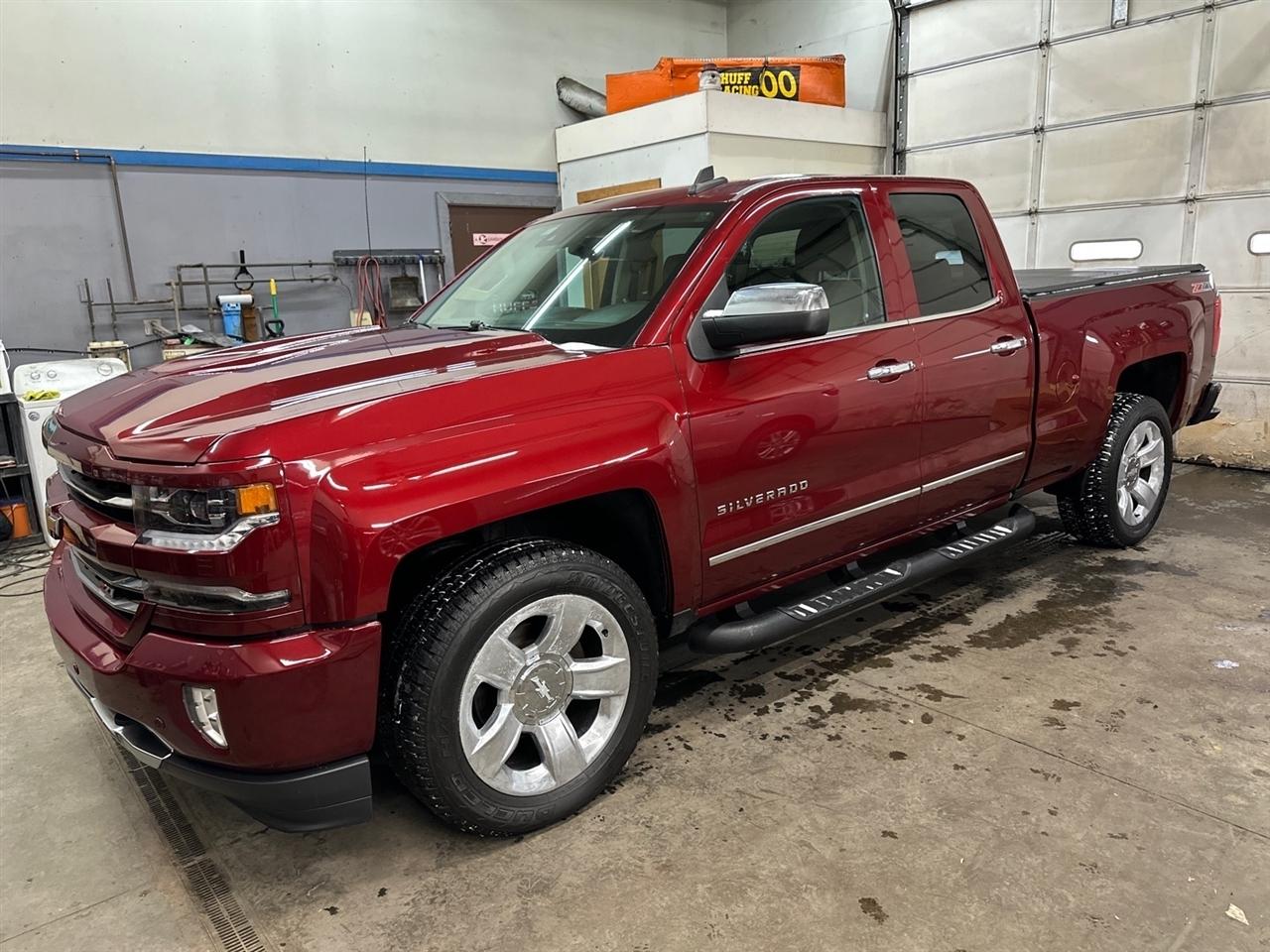 2017 Chevrolet Silverado 1500 4WD Double Cab 143.5" LTZ w/2LZ