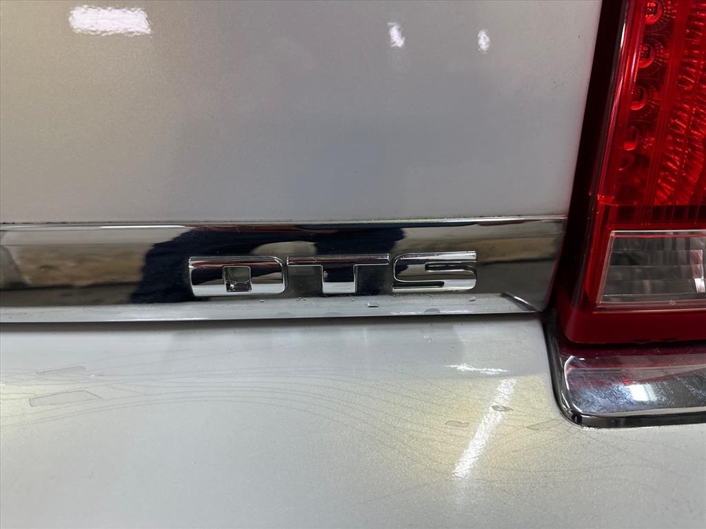 Cadillac DTS 4dr Sdn Luxury I 2007