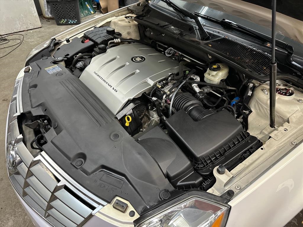 Cadillac DTS 4dr Sdn Luxury I 2007