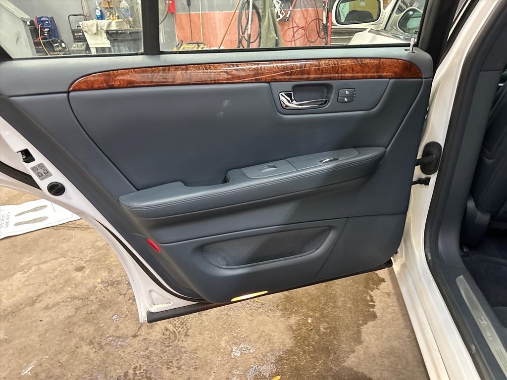 Cadillac DTS 4dr Sdn Luxury I 2007