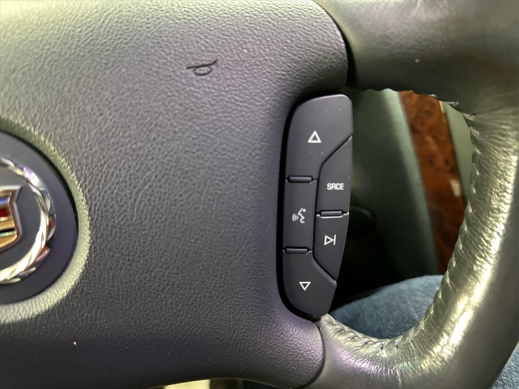 Cadillac DTS 4dr Sdn Luxury I 2007