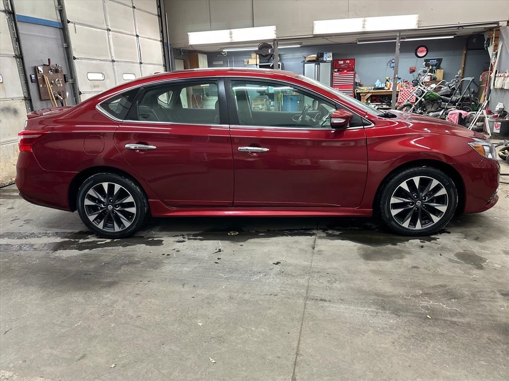 Nissan Sentra SR CVT 2018