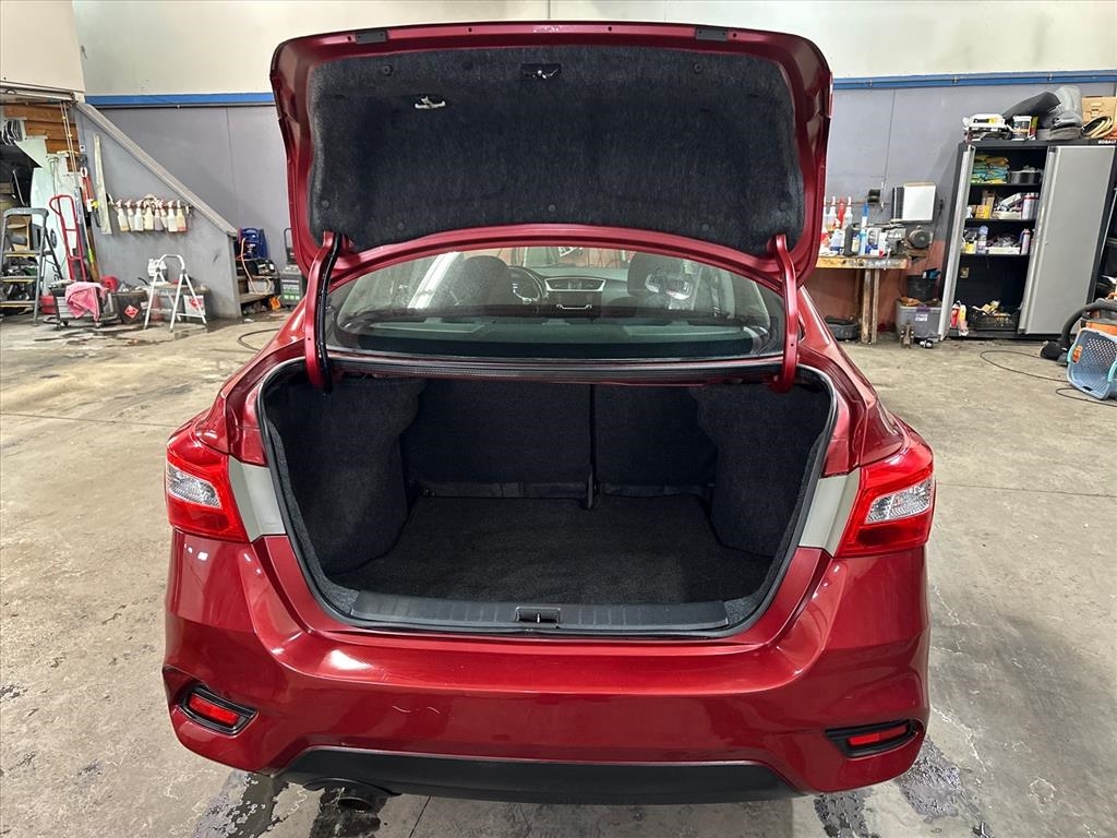 Nissan Sentra SR CVT 2018