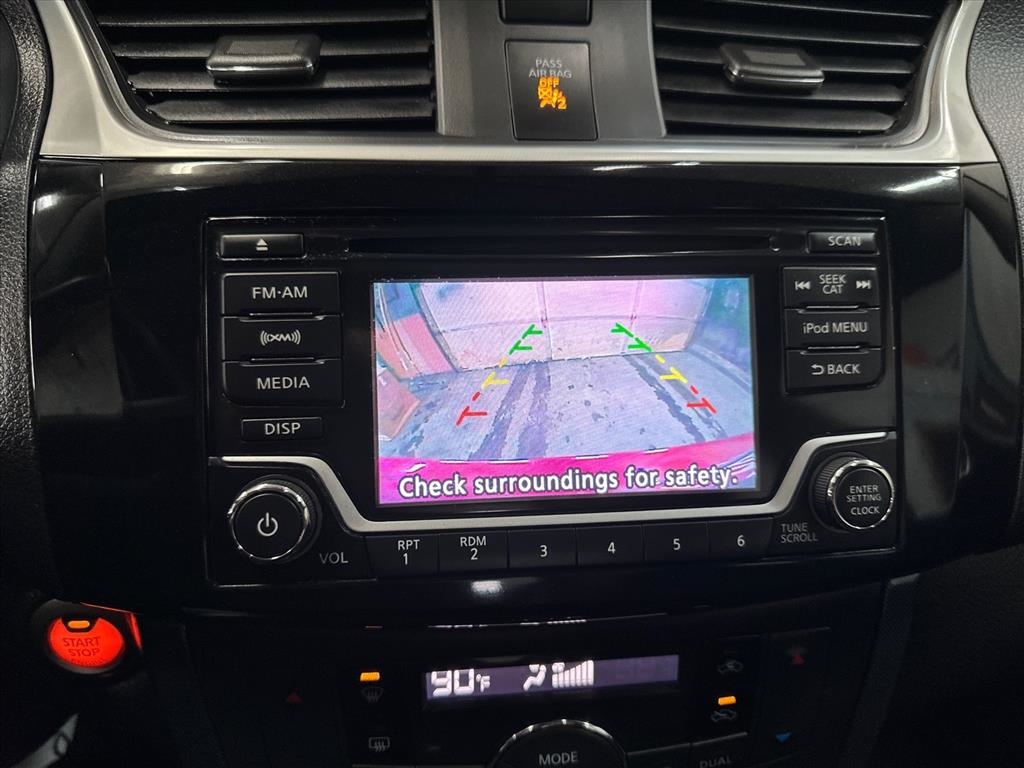 Nissan Sentra SR CVT 2018