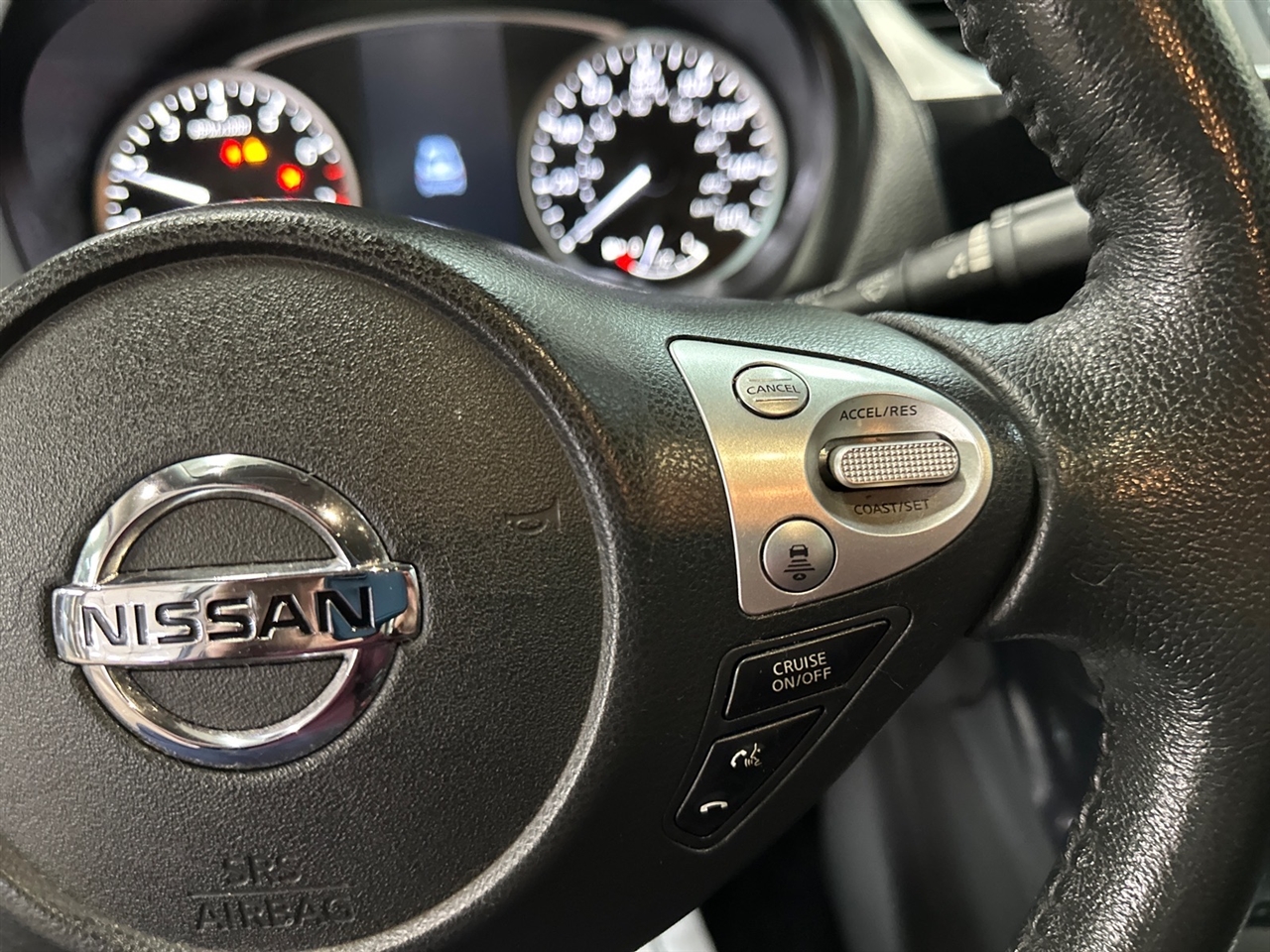 Nissan Sentra SR CVT 2018