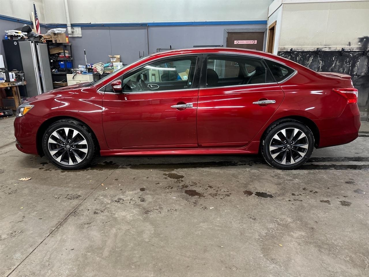 Nissan Sentra SR CVT 2018