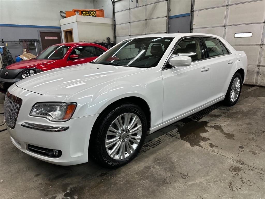 2013 Chrysler 300 Base
