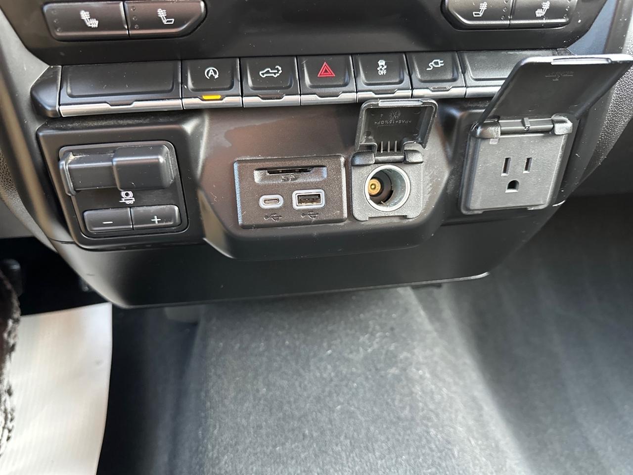 Chevrolet Silverado 1500 4WD Double Cab 147" LT 2019