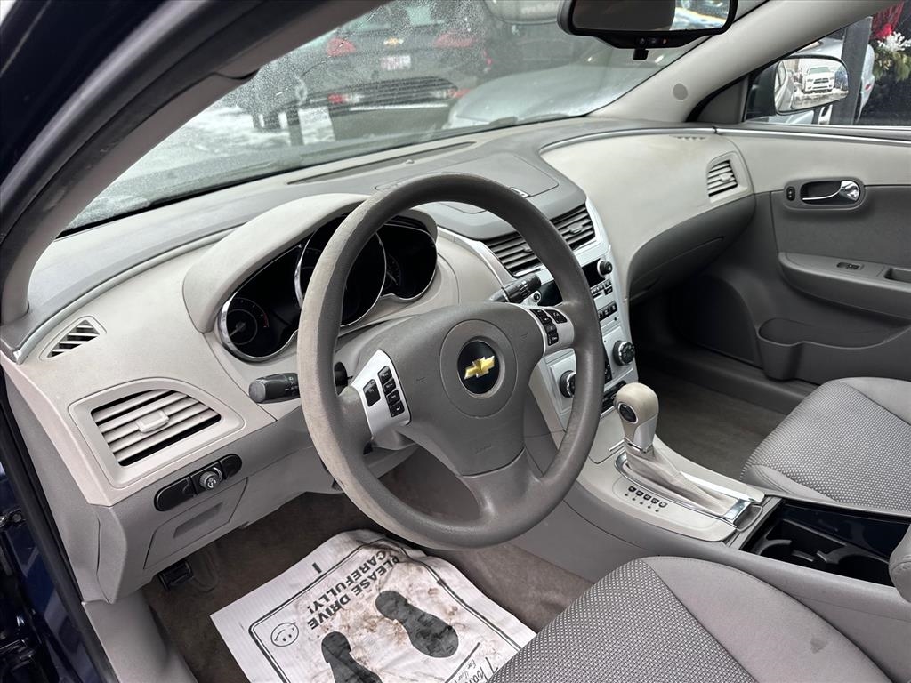 Chevrolet Malibu 4dr Sdn LS w/1LS 2012