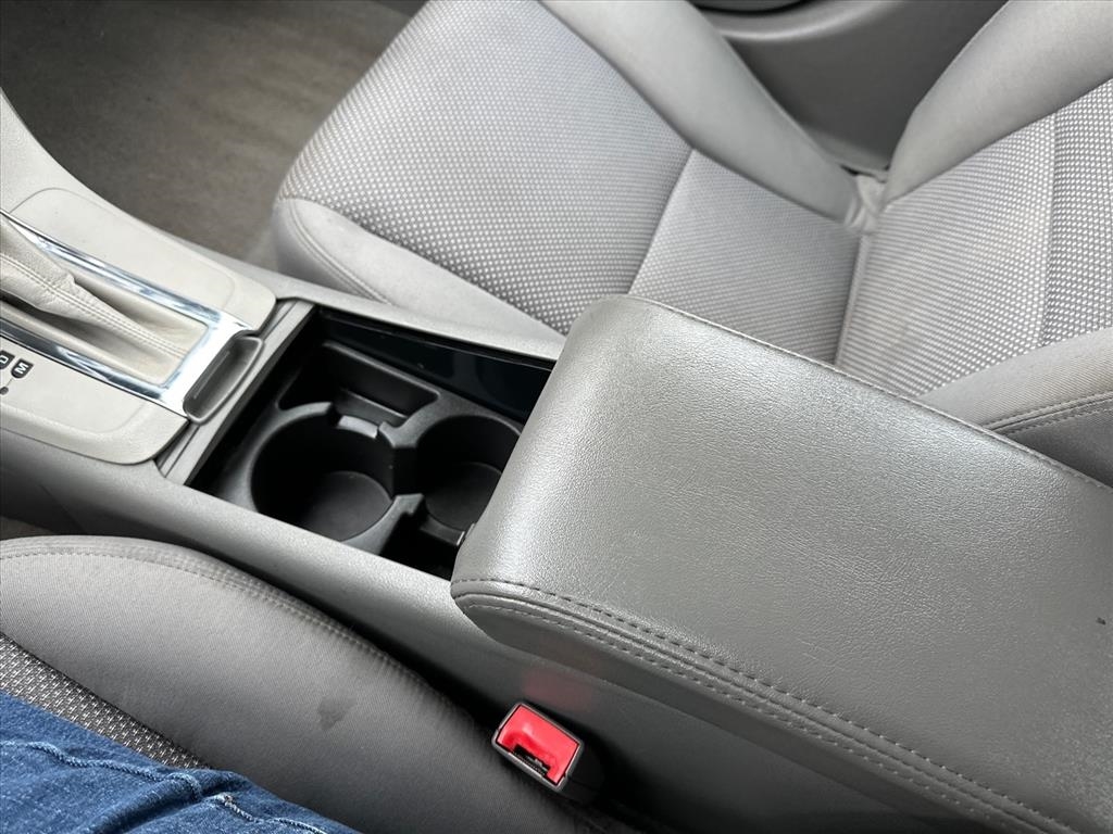 Chevrolet Malibu 4dr Sdn LS w/1LS 2012