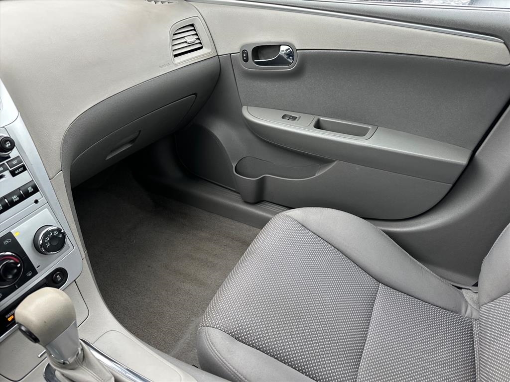 Chevrolet Malibu 4dr Sdn LS w/1LS 2012