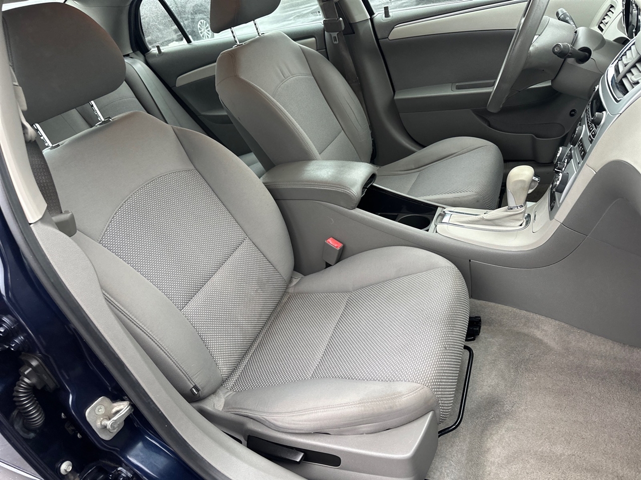 Chevrolet Malibu 4dr Sdn LS w/1LS 2012