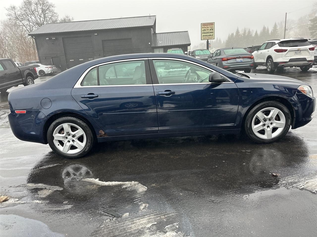 Chevrolet Malibu 4dr Sdn LS w/1LS 2012