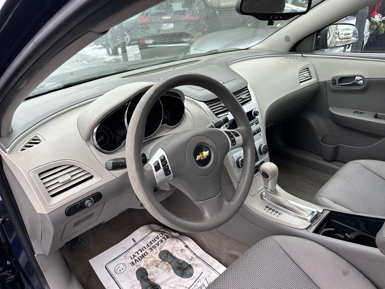 Chevrolet Malibu 4dr Sdn LS w/1LS 2012