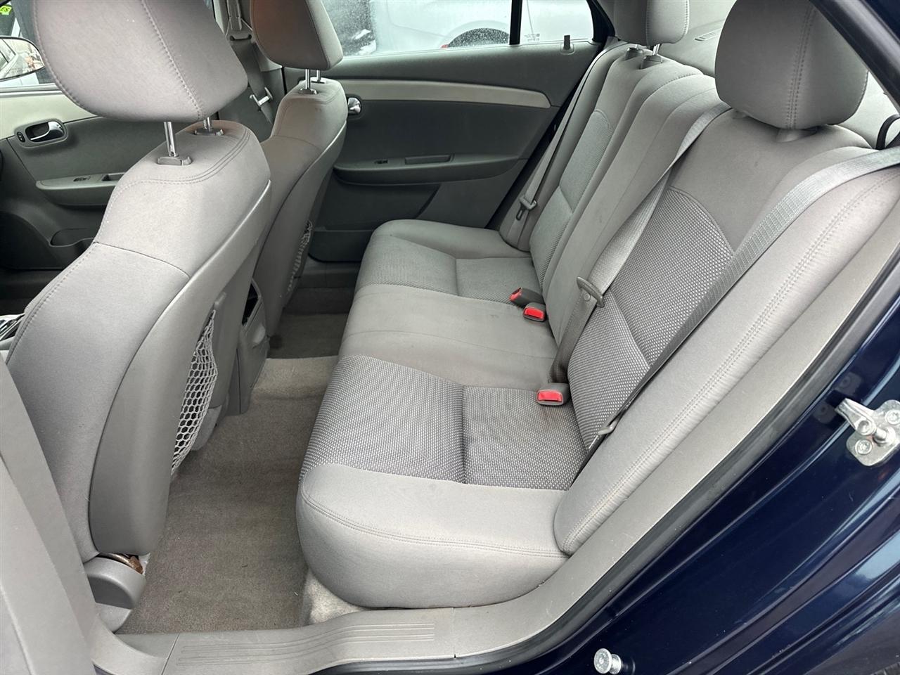 Chevrolet Malibu 4dr Sdn LS w/1LS 2012