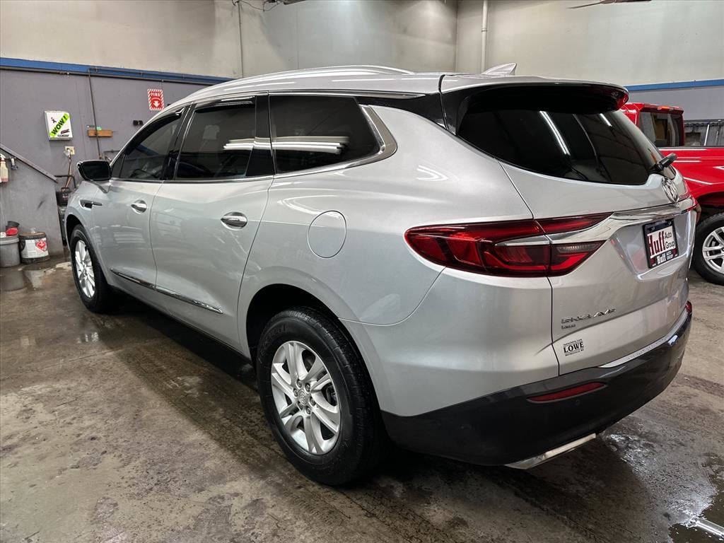 Buick Enclave AWD 4dr Essence 2021