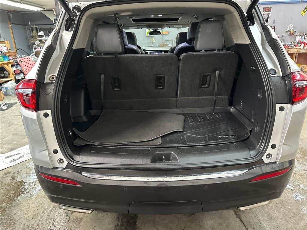 Buick Enclave AWD 4dr Essence 2021