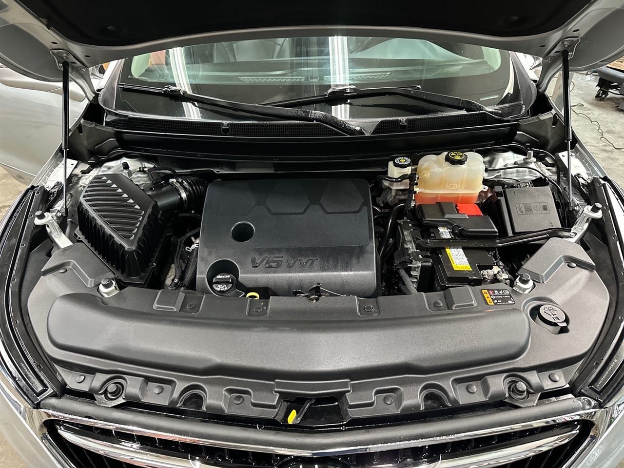 Buick Enclave AWD 4dr Essence 2021