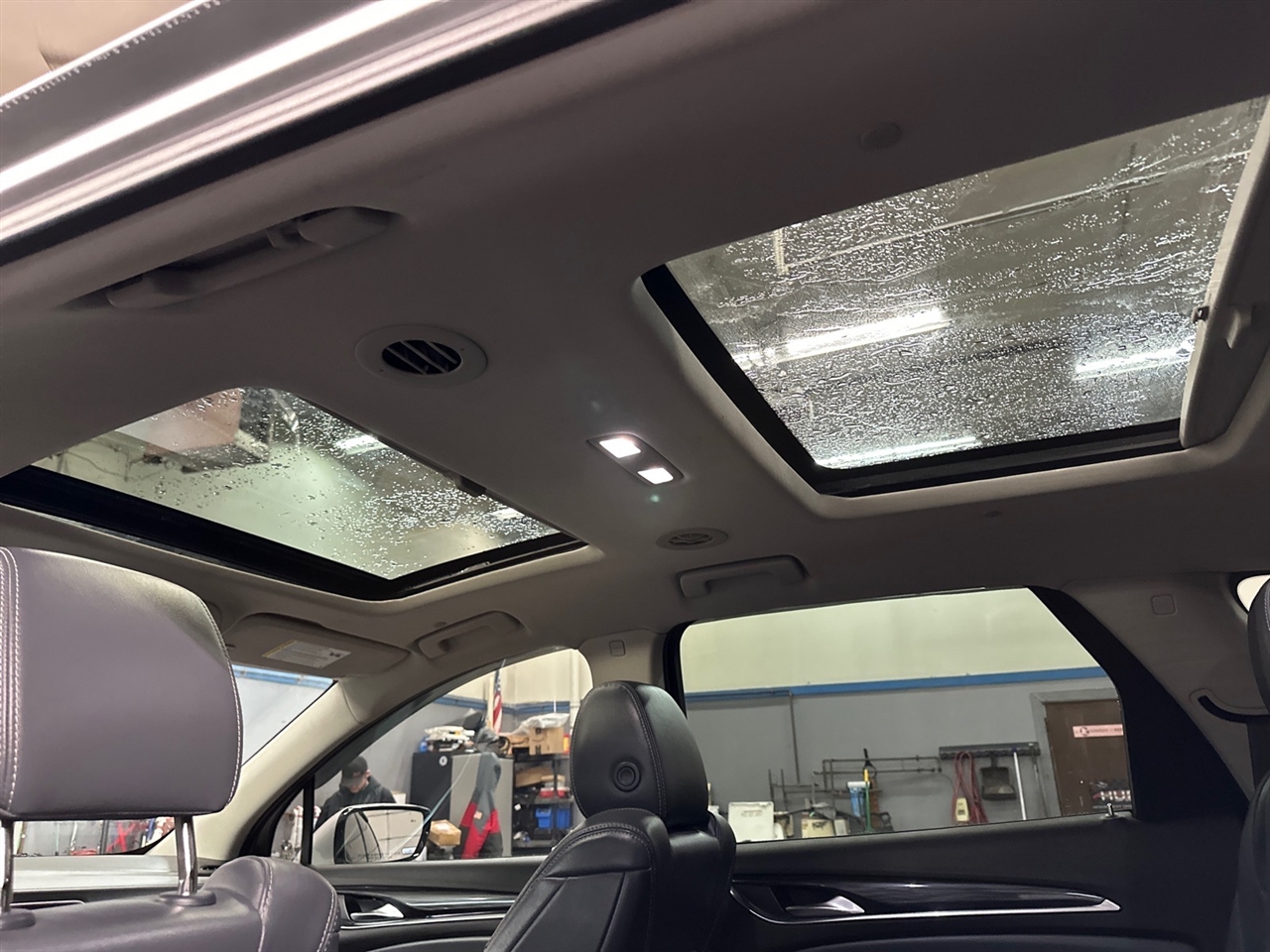 Buick Enclave AWD 4dr Essence 2021