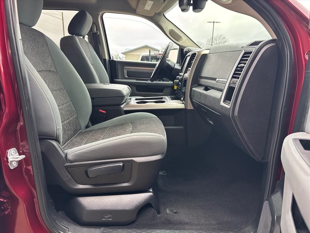 RAM 1500 Big Horn 4x4 Crew Cab 5'7" Box 2018