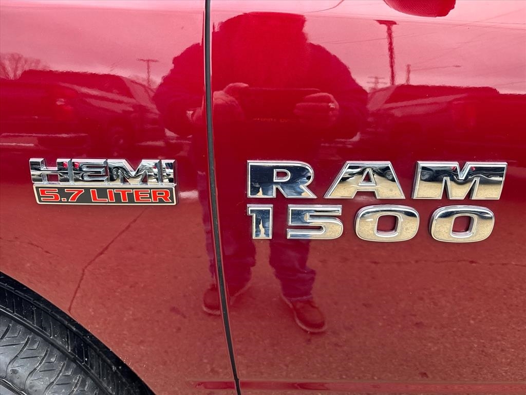 RAM 1500 Big Horn 4x4 Crew Cab 5'7" Box 2018