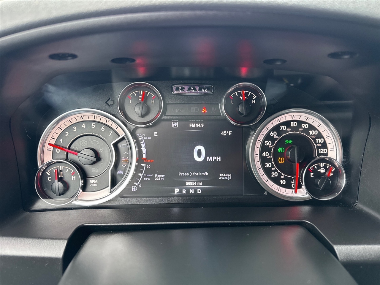 RAM 1500 Big Horn 4x4 Crew Cab 5'7" Box 2018